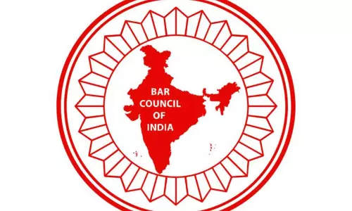 DU लॉ ग्रेजुएट्स को एनरोलमेंट से नहीं रोक सकते BCI