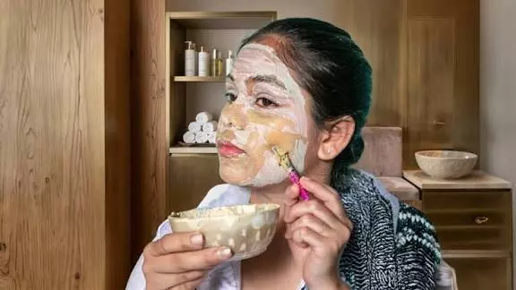 मलाई से पाएं निखरी त्वचा इन 5 चीजों का करें इस्तेमाल मलाई से पाएं निखरी त्वचा इन 5 चीजों का करें इस्तेमाल