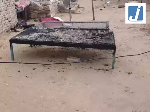 पति की खौफनाक करतूत, सो रही पत्नी को पेट्रोल डालकर फूंका पति की खौफनाक करतूत, सो रही पत्नी को पेट्रोल डालकर फूंका