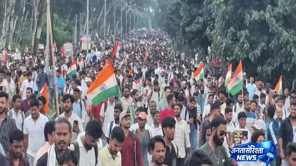 झारखंड में छात्र आंदोलन के नेता ने बड़े पैमाने पर आंदोलन की दी चेतावनी झारखंड में छात्र आंदोलन के नेता ने बड़े पैमाने पर आंदोलन की दी चेतावनी