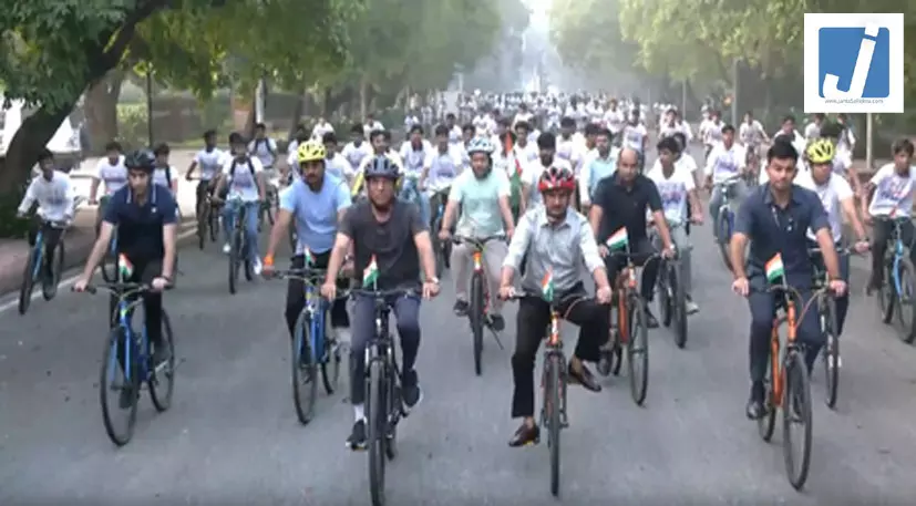 दिल्ली में हर घर तिरंगा साइकिल यात्रा दिल्ली में हर घर तिरंगा साइकिल यात्रा