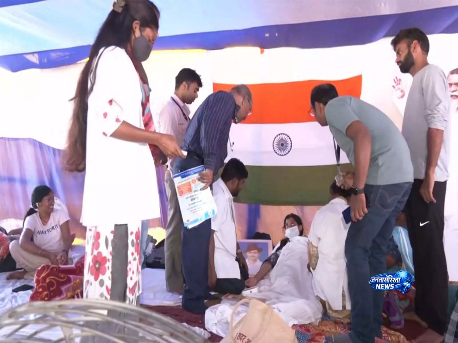 झारखंड में भर्ती परीक्षाओं को लेकर छात्रों का आंदोलन जारी झारखंड में भर्ती परीक्षाओं को लेकर छात्रों का आंदोलन जारी