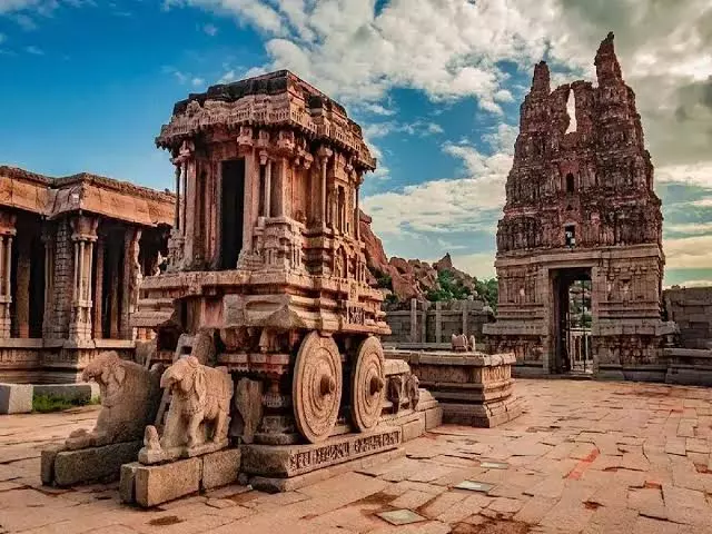 3000 साल पुराना मंदिर जहां छिपा है शून्य का रहस्य जानें इसकी कहानी 3000 साल पुराना मंदिर जहां छिपा है शून्य का रहस्य जानें इसकी कहानी