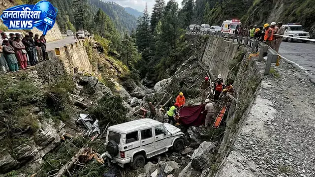 संगड़ाह में बोलेरो खाई में गिरी, 4 की मौत संगड़ाह में बोलेरो खाई में गिरी, 4 की मौत