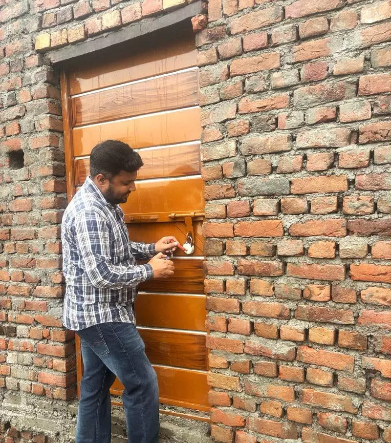 Yamunanagar नगर निकाय ने छह इमारतें कीं सील Yamunanagar नगर निकाय ने छह इमारतें कीं सील