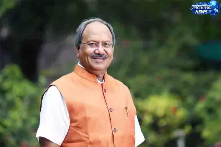 भारतनेट से छत्तीसगढ़ के गांवों को डिजिटल शक्ति मिलेगी: बृजमोहन अग्रवाल भारतनेट से छत्तीसगढ़ के गांवों को डिजिटल शक्ति मिलेगी: बृजमोहन अग्रवाल