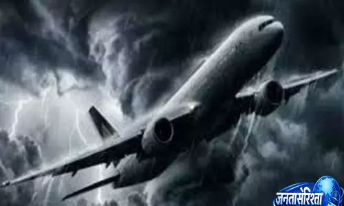 एअर इंडिया फ्लाइट में कैसे बढ़ी मुश्किलें लो प्रेशर से ऑटो पायलट फेल तक की पूरी कहानी