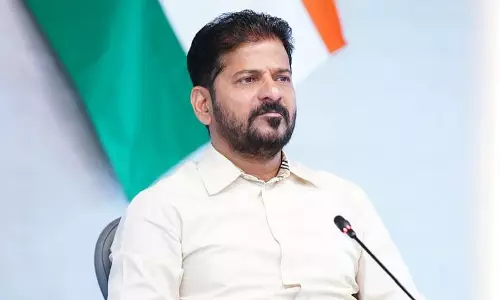 गोदावरी जल के बेहतर इस्तेमाल पर CM रेवंत का जोर गोदावरी जल के बेहतर इस्तेमाल पर CM रेवंत का जोर