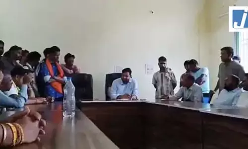 SKA कंपनी के खिलाफ श्रमिकों की शिकायत, कलेक्टर सख्त, लिया ये एक्शन SKA कंपनी के खिलाफ श्रमिकों की शिकायत, कलेक्टर सख्त, लिया ये एक्शन