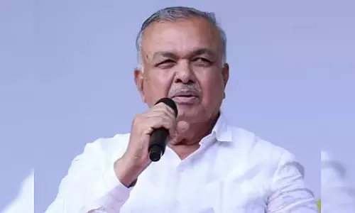 कावेरी जल विवाद: सुप्रीम कोर्ट के आदेश के बाद पानी छोड़ने पर फैसला करेगा कर्नाटक कावेरी जल विवाद: सुप्रीम कोर्ट के आदेश के बाद पानी छोड़ने पर फैसला करेगा कर्नाटक