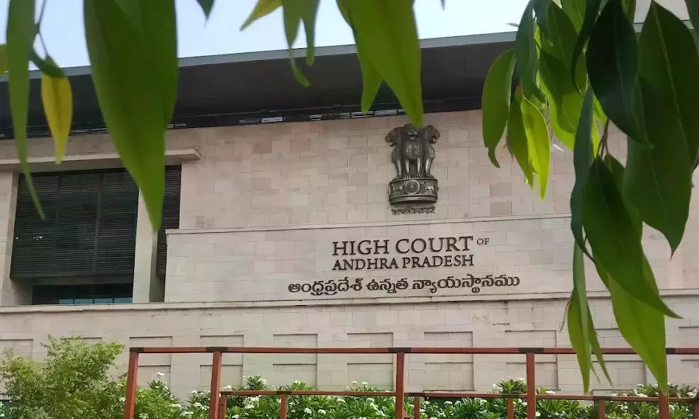 HC को रिपोर्ट: SIT ने ग्रुप-1 की आंसर स्क्रिप्ट की जांच में खामियां पाईं HC को रिपोर्ट: SIT ने ग्रुप-1 की आंसर स्क्रिप्ट की जांच में खामियां पाईं