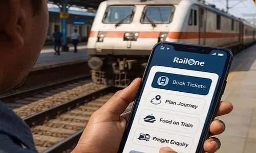 RailOne का नया रिकॉर्ड: 4.76 करोड़ डाउनलोड, रोज़ 10 लाख टिकट बुक