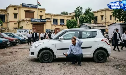 पति-पत्नी विवाद में नया मोड़, कोर्ट परिसर में हंगामा पति-पत्नी विवाद में नया मोड़, कोर्ट परिसर में हंगामा