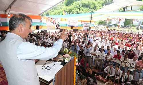 हिमाचल सरकार का कदम, 1,500 मछुआरों के खाते में पहुंचे 52.50 लाख रुपये हिमाचल सरकार का कदम, 1,500 मछुआरों के खाते में पहुंचे 52.50 लाख रुपये