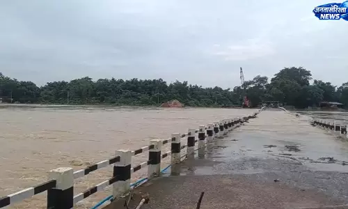 मयूरभंज में भारी बारिश से हालात बिगड़े, पुल बहा और कई इलाकों का संपर्क टूटा