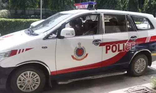 नरेला में बारिश के पानी से भरे गड्ढे में डूबे दो मासूम, नौ और 11 साल के बच्चों की मौत नरेला में बारिश के पानी से भरे गड्ढे में डूबे दो मासूम, नौ और 11 साल के बच्चों की मौत