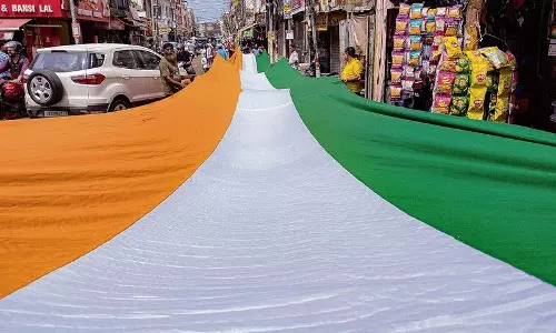 स्वतंत्रता दिवस से पहले कठुआ में तिरंगा बाइक रैली स्वतंत्रता दिवस से पहले कठुआ में तिरंगा बाइक रैली