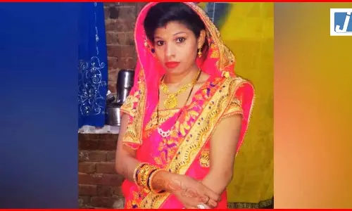 चार बच्चों की मां से अफेयर, शादी की जिद बनी मौत की वजह; प्रेमी ने उतारा मौत के घाट चार बच्चों की मां से अफेयर, शादी की जिद बनी मौत की वजह; प्रेमी ने उतारा मौत के घाट
