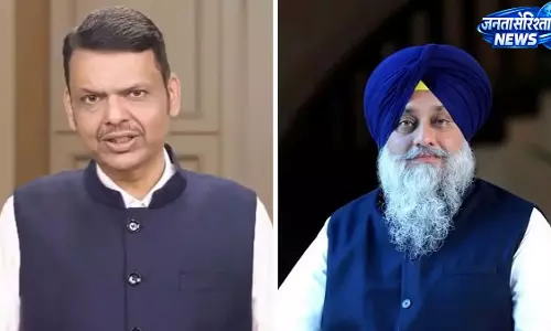 सुखबीर बादल पर हमले की जांच के आदेश, देवेंद्र फडणवीस ने नांदेड़ SP से ली जानकारी सुखबीर बादल पर हमले की जांच के आदेश, देवेंद्र फडणवीस ने नांदेड़ SP से ली जानकारी
