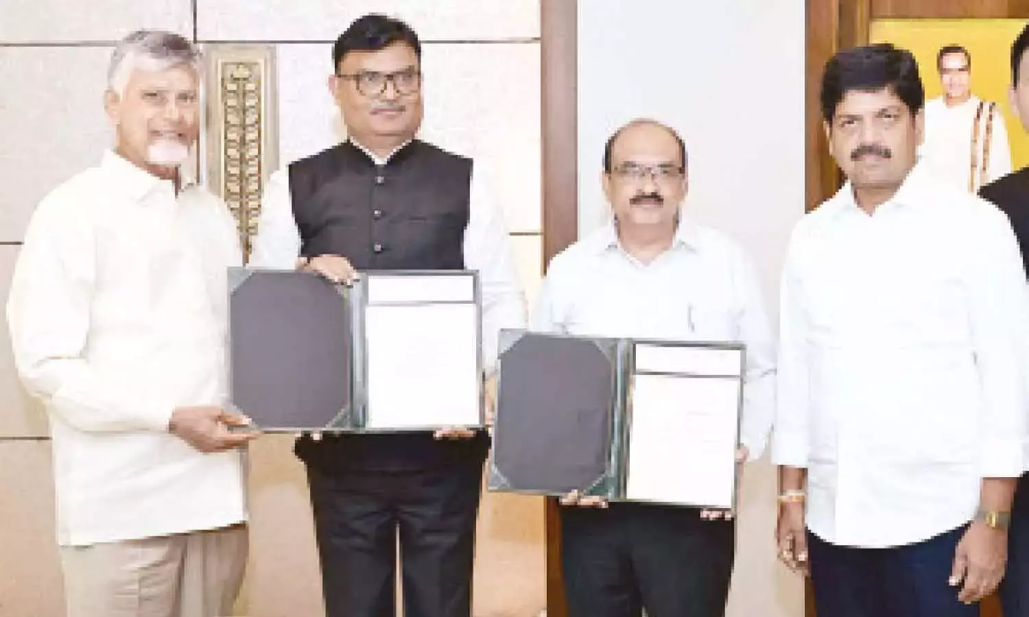 Andhra: आंध्र प्रदेश ने कडप्पा बेसिन में लिथियम और गैलियम की खोज तेज़ कर दी है Andhra: आंध्र प्रदेश ने कडप्पा बेसिन में लिथियम और गैलियम की खोज तेज़ कर दी है