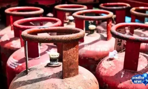 ओडिशा में अवैध रूप से जमा किए गए 8,208 LPG सिलेंडर ज़ब्त, 3,792 जगहों पर छापेमारी