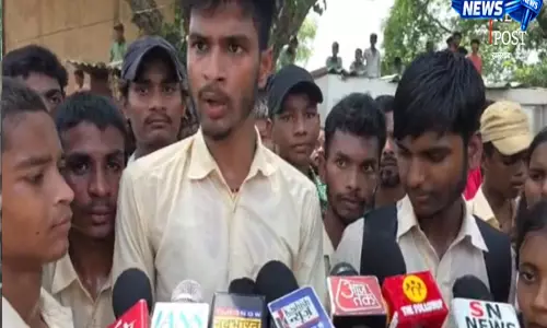 बच्चों की मांग के आगे झुका प्रशासन तबादला रद्द बच्चों की मांग के आगे झुका प्रशासन तबादला रद्द