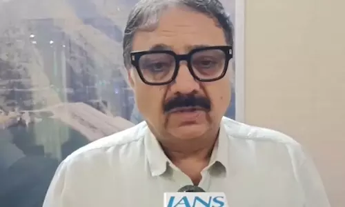 चमोली में बड़ा हादसा, टनल में फंसे मजदूरों को निकालने में जुटीं टीमें चमोली में बड़ा हादसा, टनल में फंसे मजदूरों को निकालने में जुटीं टीमें
