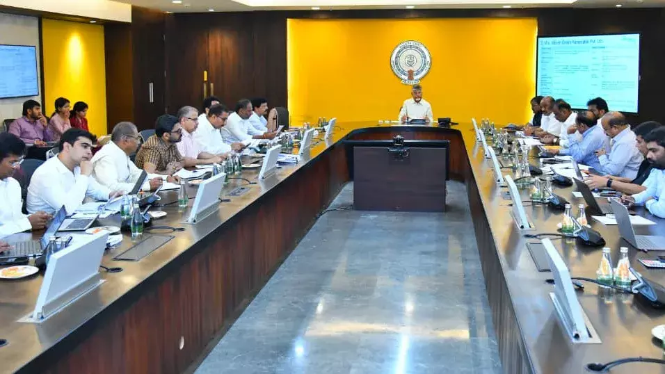 आंध्र प्रदेश में बड़ा निवेश: 2 लाख करोड़ के प्रस्तावों को हरी झंडी आंध्र प्रदेश में बड़ा निवेश: 2 लाख करोड़ के प्रस्तावों को हरी झंडी