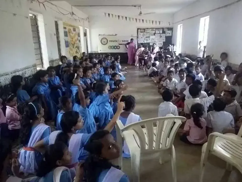 मयूरभंज में भारी बारिश के चलते सभी स्कूल बंद, छात्रों के लिए एक दिन की छुट्टी घोषित मयूरभंज में भारी बारिश के चलते सभी स्कूल बंद, छात्रों के लिए एक दिन की छुट्टी घोषित