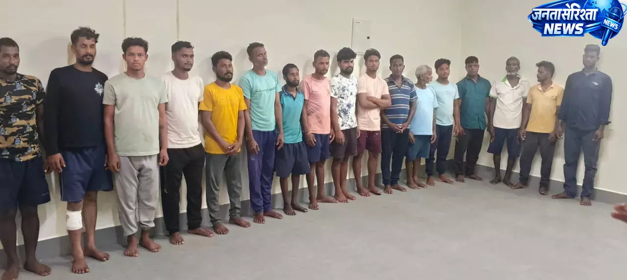 चिल्का झील नाबालिग हत्या मामला: मुख्य आरोपी समेत 18 गिरफ्तार, तीन नावें जब्त चिल्का झील नाबालिग हत्या मामला: मुख्य आरोपी समेत 18 गिरफ्तार, तीन नावें जब्त
