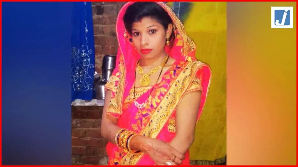 चार बच्चों की मां से अफेयर, शादी की जिद बनी मौत की वजह; प्रेमी ने उतारा मौत के घाट चार बच्चों की मां से अफेयर, शादी की जिद बनी मौत की वजह; प्रेमी ने उतारा मौत के घाट