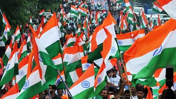 Jammu: तिरंगा रैली में गूंजे देशभक्ति के नारे, भाजपा ओबीसी मोर्चा ने दिया एकता का संदेश Jammu: तिरंगा रैली में गूंजे देशभक्ति के नारे, भाजपा ओबीसी मोर्चा ने दिया एकता का संदेश