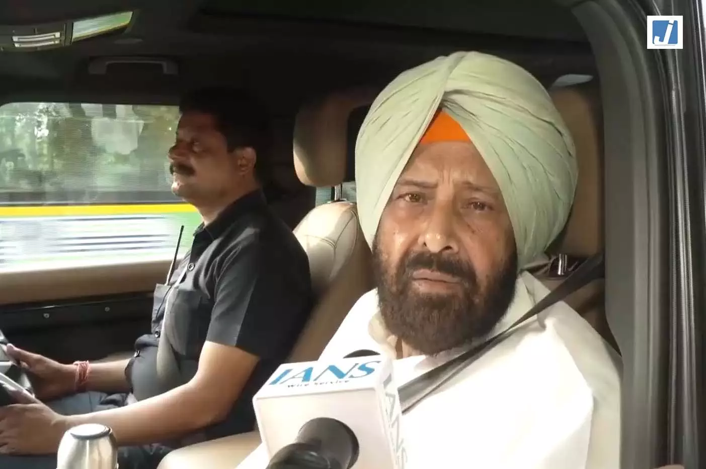 फार्मासिस्ट नियुक्ति मामले पर पंजाब BJP का हमला, स्वास्थ्य मंत्री से मांगा इस्तीफा फार्मासिस्ट नियुक्ति मामले पर पंजाब BJP का हमला, स्वास्थ्य मंत्री से मांगा इस्तीफा