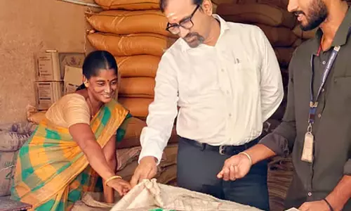 राशन दुकानों में किसी भी कमी को तुरंत दूर करें, मंत्री ने अधिकारियों को दिए निर्देश