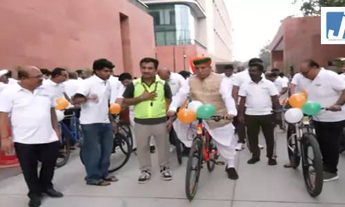 हर घर तिरंगा अभियान के तहत कानून मंत्रालय ने निकाली साइकिल रैली, अर्जुन राम मेघवाल भी हुए शामिल