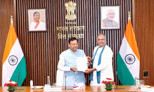 अफीम खेती नीति पर बड़ी बैठक, सांसद सुधीर गुप्ता ने किसानों के हित में रखीं 15 मांगें अफीम खेती नीति पर बड़ी बैठक, सांसद सुधीर गुप्ता ने किसानों के हित में रखीं 15 मांगें