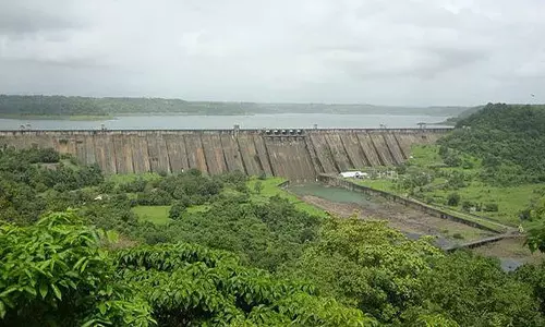 मॉनसून की बारिश से मुंबई को बड़ी राहत, सातों झीलों में 91 प्रतिशत के करीब पहुंचा पानी का भंडार मॉनसून की बारिश से मुंबई को बड़ी राहत, सातों झीलों में 91 प्रतिशत के करीब पहुंचा पानी का भंडार