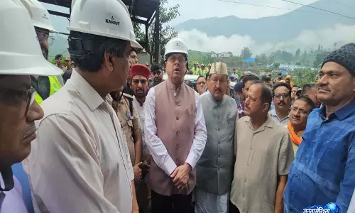 सुरंग में फंसे मजदूरों के रेस्क्यू ऑपरेशन पर CM की नजर