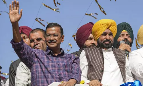 फगवाड़ा में एक शाम भगवान शिव के नाम में 5,000 से अधिक लोग शामिल हुए फगवाड़ा में एक शाम भगवान शिव के नाम में 5,000 से अधिक लोग शामिल हुए