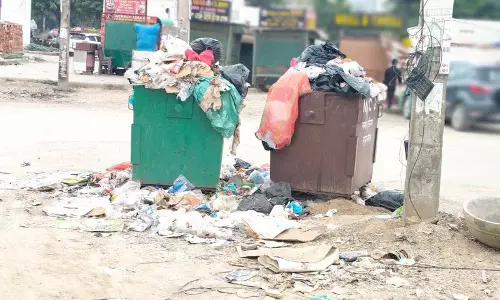 Gurugram में सफाई हड़ताल से बढ़ी परेशानी