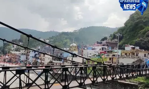 सरयू नदी ने दिखाया विकराल रूप बागेश्वर में पुल के ऊपर बहा पानी प्रशासन अलर्ट सरयू नदी ने दिखाया विकराल रूप बागेश्वर में पुल के ऊपर बहा पानी प्रशासन अलर्ट