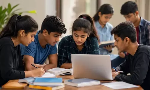 स्कूल से बाहर बच्चों को NIOS से पढ़ाई का मौका स्कूल से बाहर बच्चों को NIOS से पढ़ाई का मौका