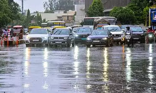 Jaipur: 18 जिलों में तेज बारिश की चेतावनी, राजस्थान में बारिश की रफ्तार धीमी Jaipur: 18 जिलों में तेज बारिश की चेतावनी, राजस्थान में बारिश की रफ्तार धीमी