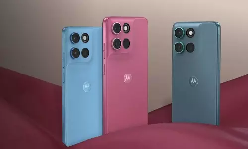 Moto G Max ने भारत में दी दस्तक 7000mAh बैटरी वाले फोन की कीमत ₹27,999 से शुरू Moto G Max ने भारत में दी दस्तक 7000mAh बैटरी वाले फोन की कीमत ₹27,999 से शुरू