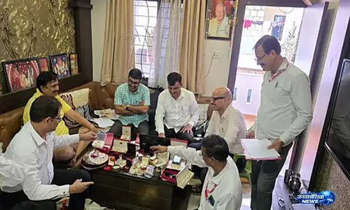 आय से अधिक संपत्ति के शक में निगम अधिकारी के ठिकानों पर छापा आय से अधिक संपत्ति के शक में निगम अधिकारी के ठिकानों पर छापा