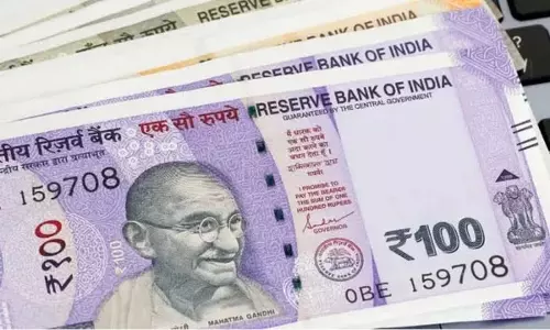 सरकारी योजना का झांसा देकर खाते से राशि ट्रांसफर कराने का आरोप, नौ ग्रामीणों ने की शिकायत सरकारी योजना का झांसा देकर खाते से राशि ट्रांसफर कराने का आरोप, नौ ग्रामीणों ने की शिकायत