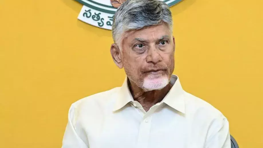 YSRCP का आरोप: मेगा DSC घोटाले से ध्यान भटका रही आंध्र सरकार YSRCP का आरोप: मेगा DSC घोटाले से ध्यान भटका रही आंध्र सरकार