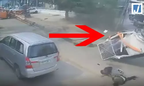 हादसे का LIVE VIDEO आया सामने, दो की दर्दनाक मौत
