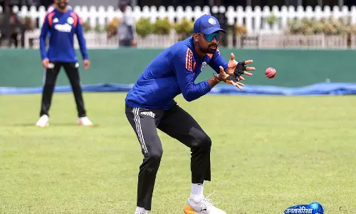 गिल ने मानव सुथार को बताया नंबर 8 का मजबूत दावेदार गिल ने मानव सुथार को बताया नंबर 8 का मजबूत दावेदार
