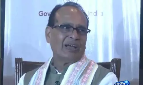 शिवराज ने ग्रामीण विकास निधि विवाद पर दिया जवाब शिवराज ने ग्रामीण विकास निधि विवाद पर दिया जवाब